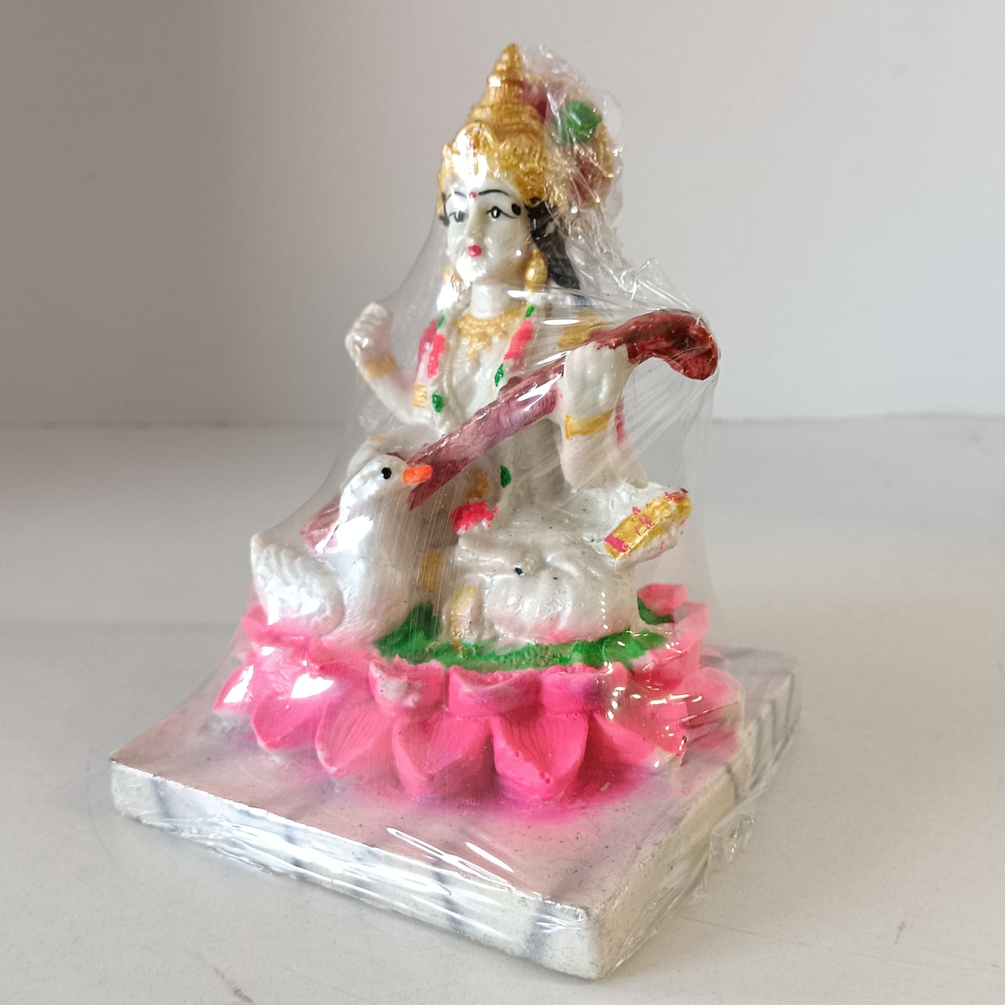 Saraswati Devi idol