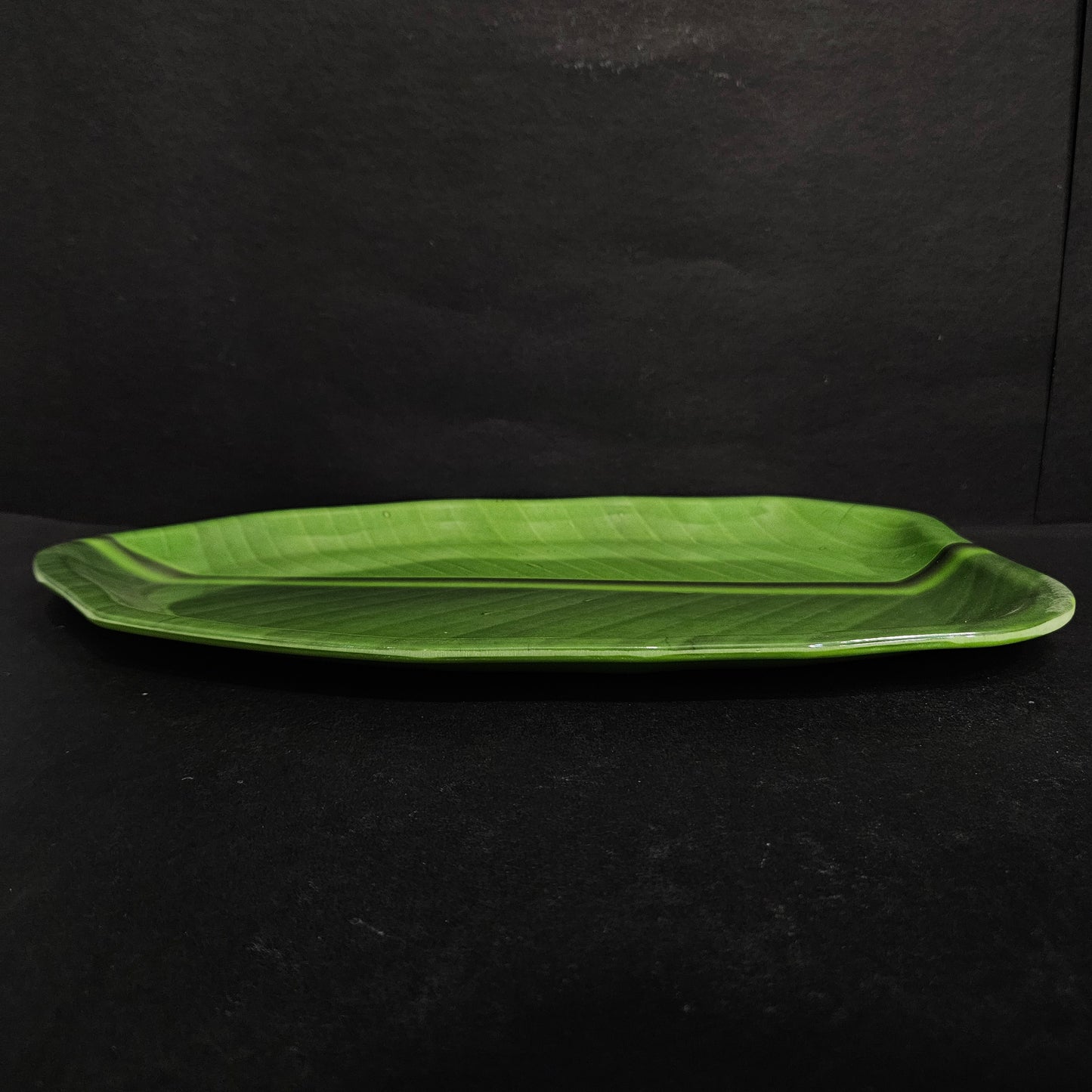 Melamine platter with Banyan tree leaf designer platter to serving food for everyday use