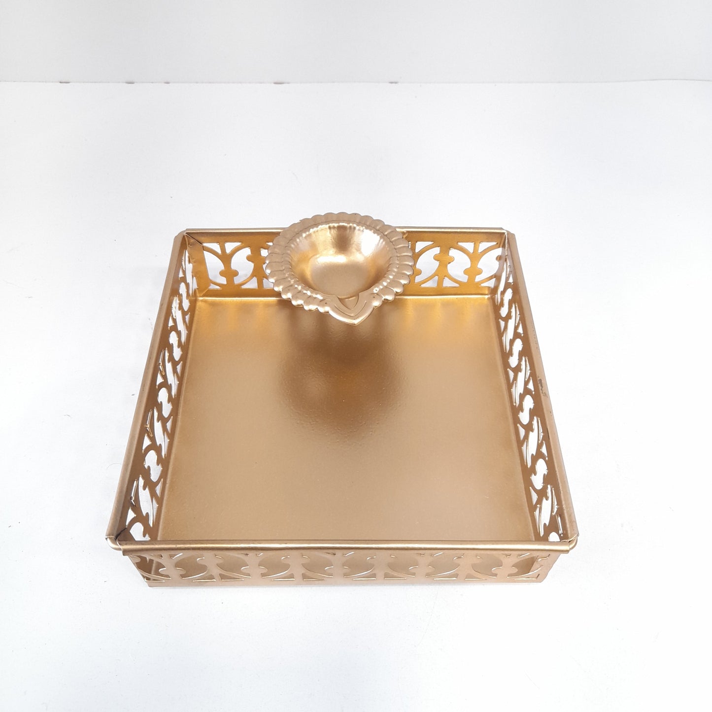 Decorative Vivid diya Urli tray for diwali