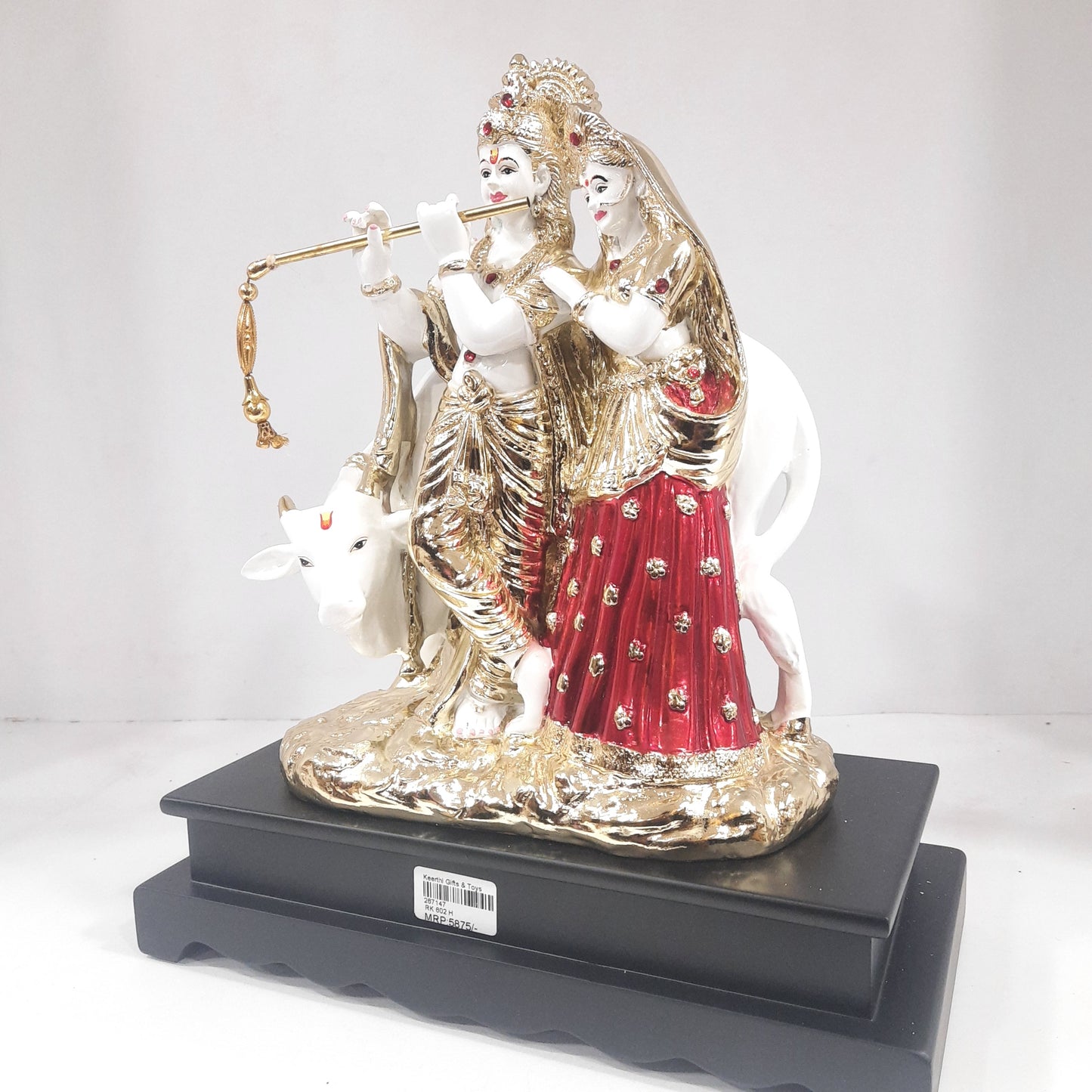 Radhakrishna cow idol