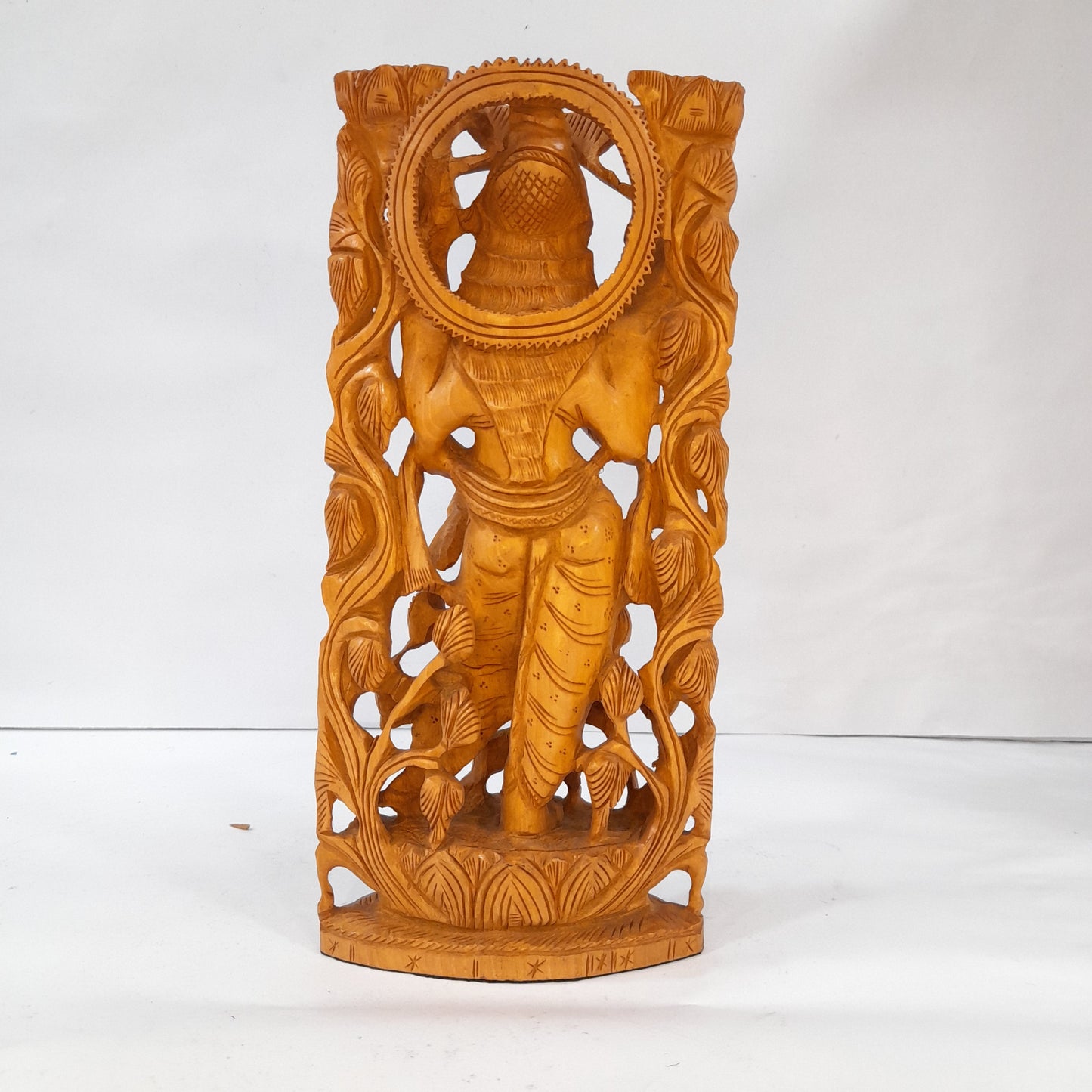 Wooden God Figure Beldaar Flower Oval