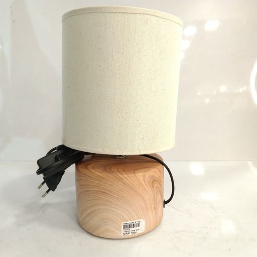 Table lamp