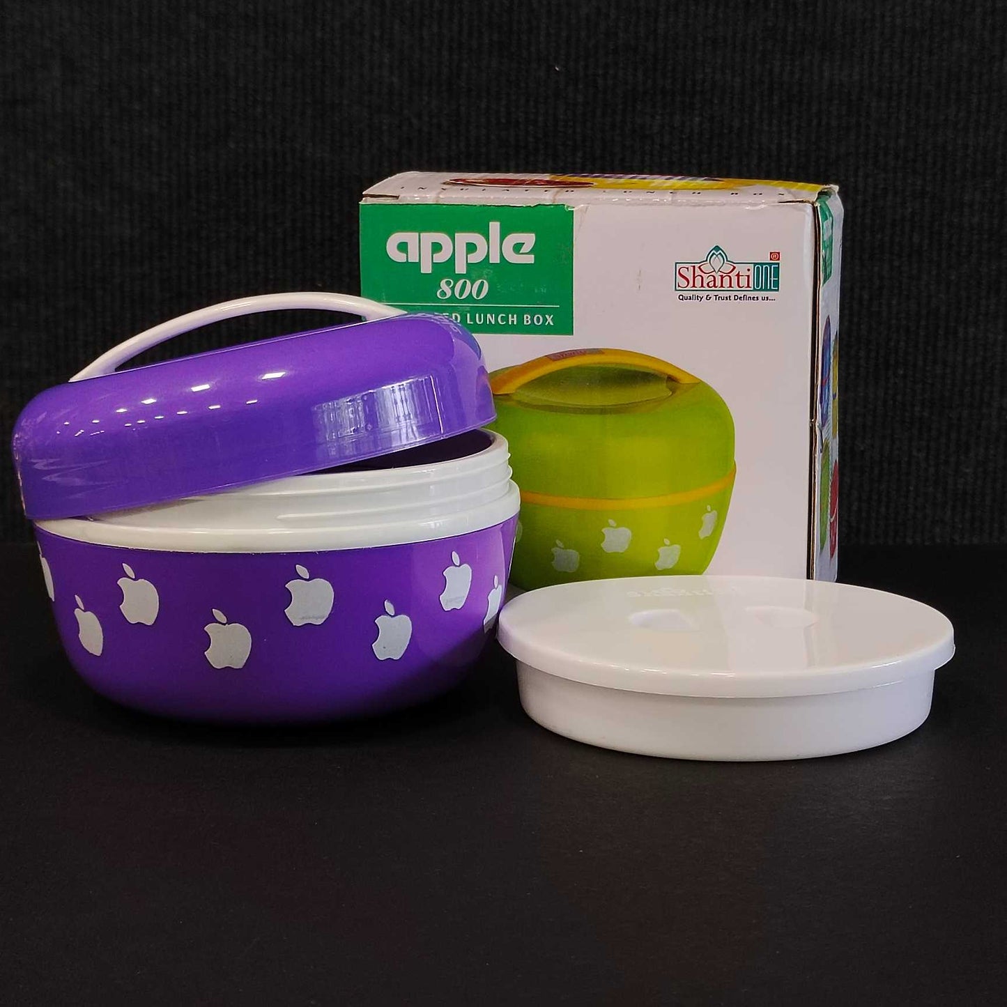 Apple shaped 800 ml insulated lunch box