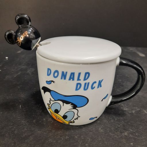 EXCLUSIVE MUG of Disney