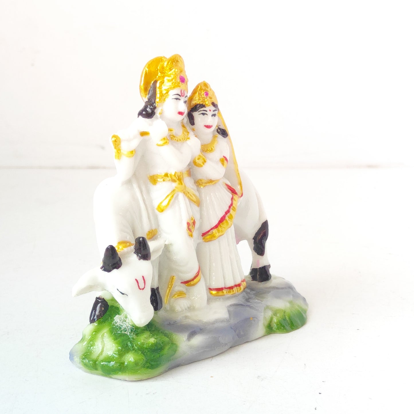 Radha Krishna Statue