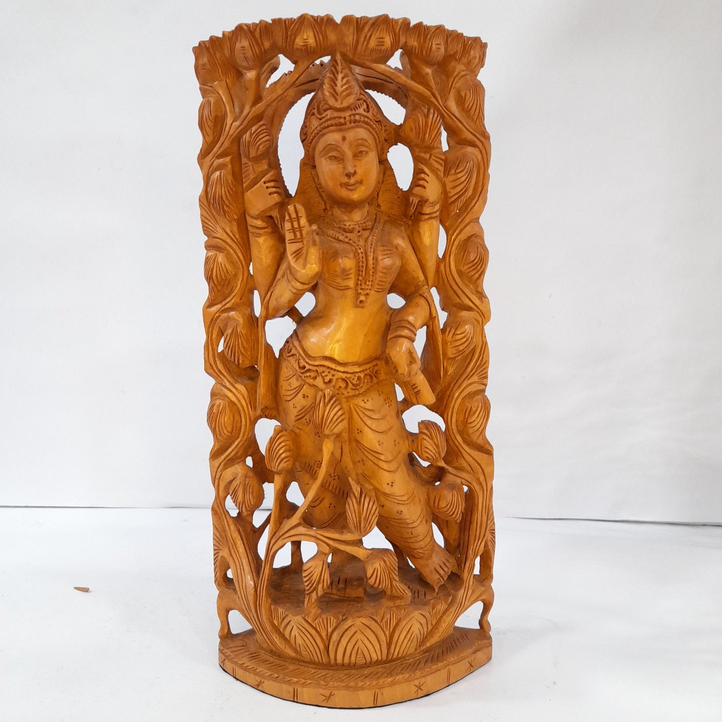 Wooden God Figure Beldaar Flower Oval