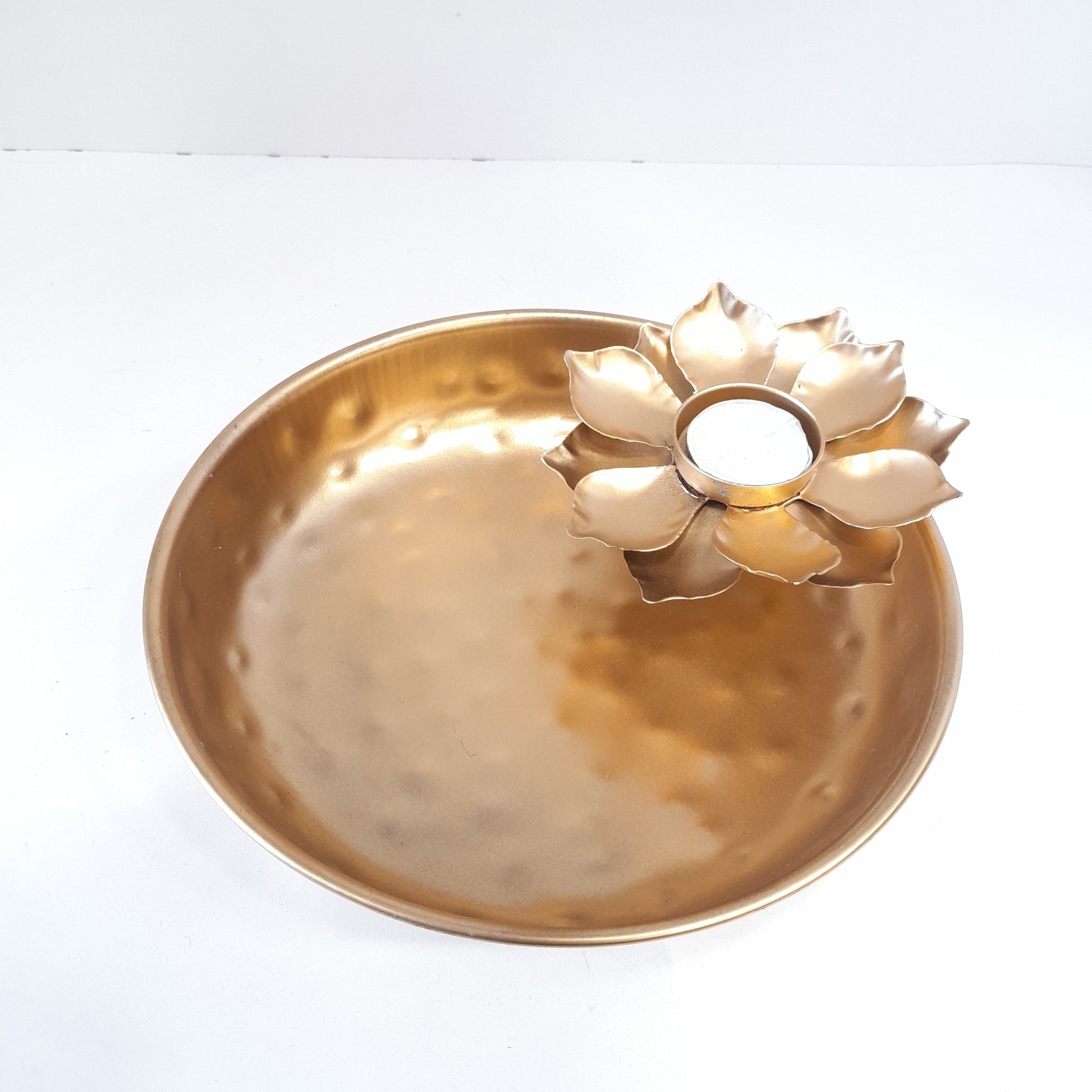 Decorative Vivid Lotus Urli Bowl for diwali