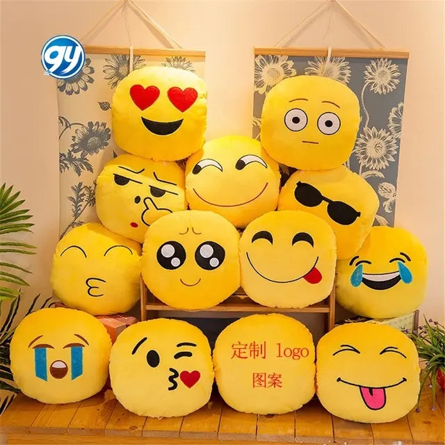 NXD 004 Round smile pillow