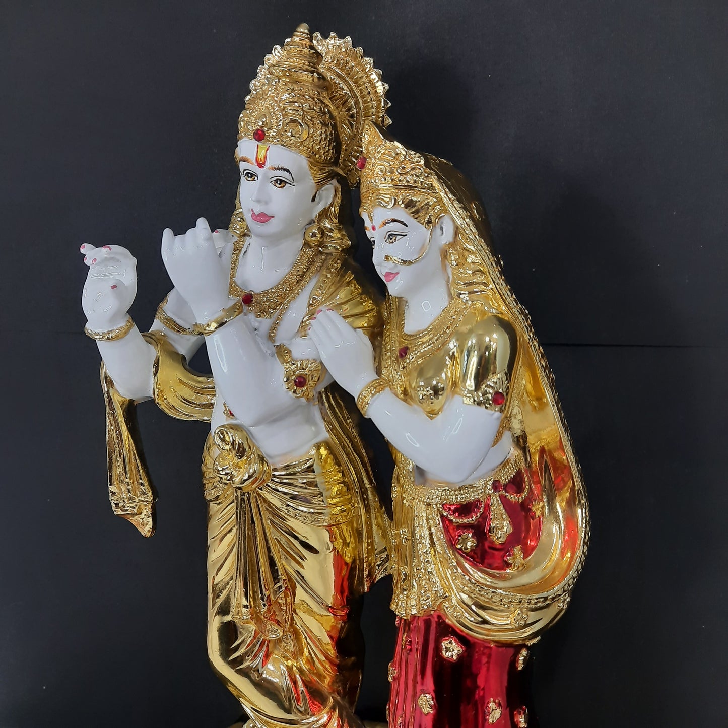 GOLDEN DRESSIND RADHAKRISHNA