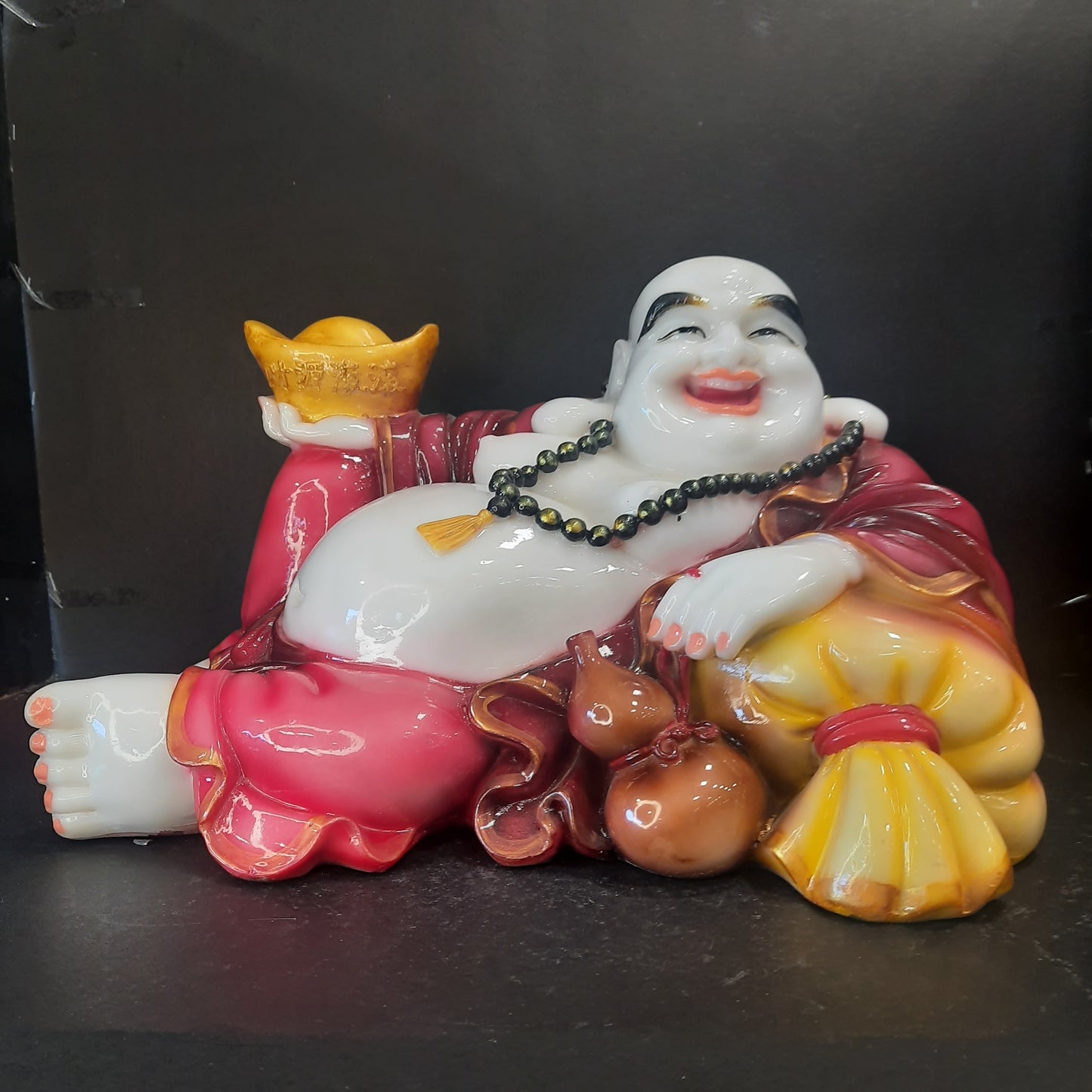 Laughing Buddha idol