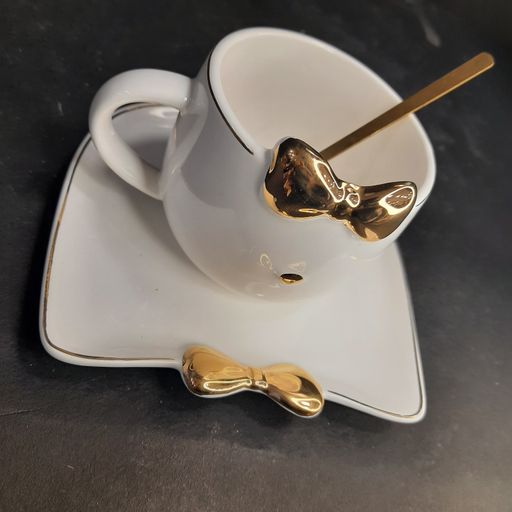 Ceramic MUG and saucer with spoon