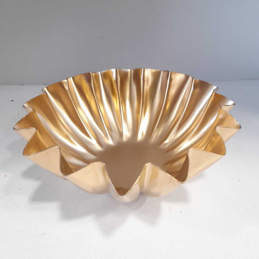 Decorative uril metal bowl for floating flowers and t-light candle holder for diwali