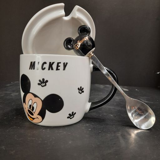 EXCLUSIVE MUG of Disney