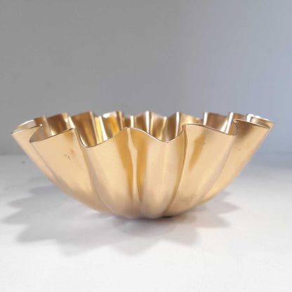 Decorative uril metal bowl for floating flowers and t-light candle holder for diwali