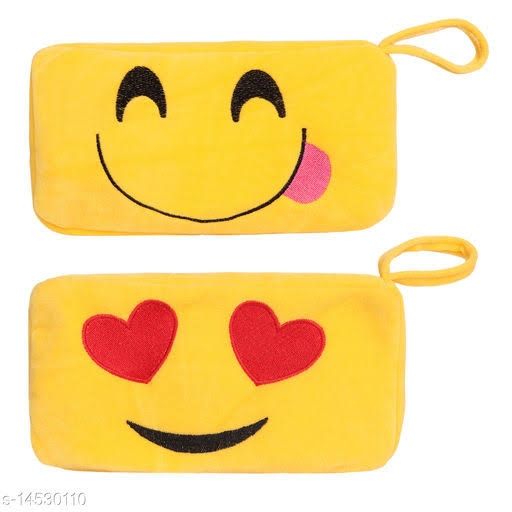 LI 14 SMILY POUCH