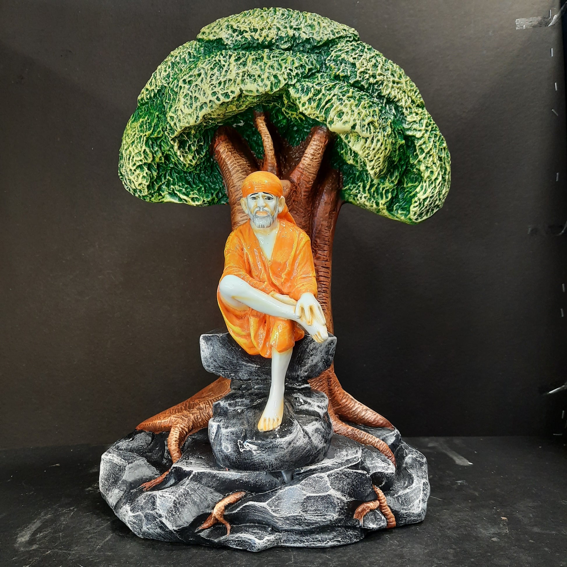 TREE SAI baba show piece