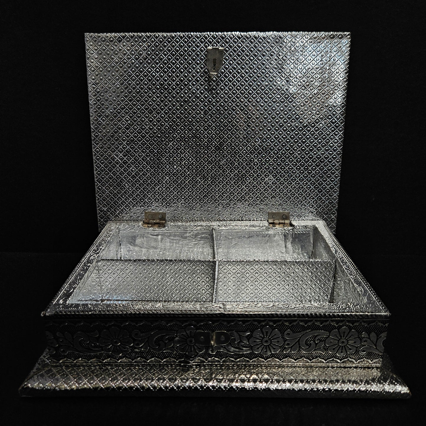 Vintage Silver colour Dry Fruits Storage Box